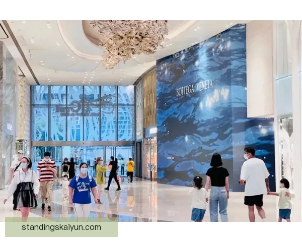 足球红点大战阶段表现分析，球队状态稳健，值得关注选手动态。